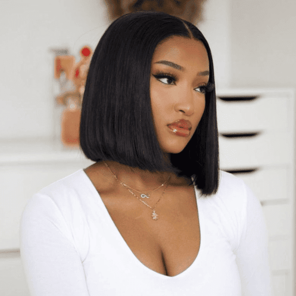 Curlymuse Straight Human Hair 13x4 HD Lace Front Short Bob Wigs