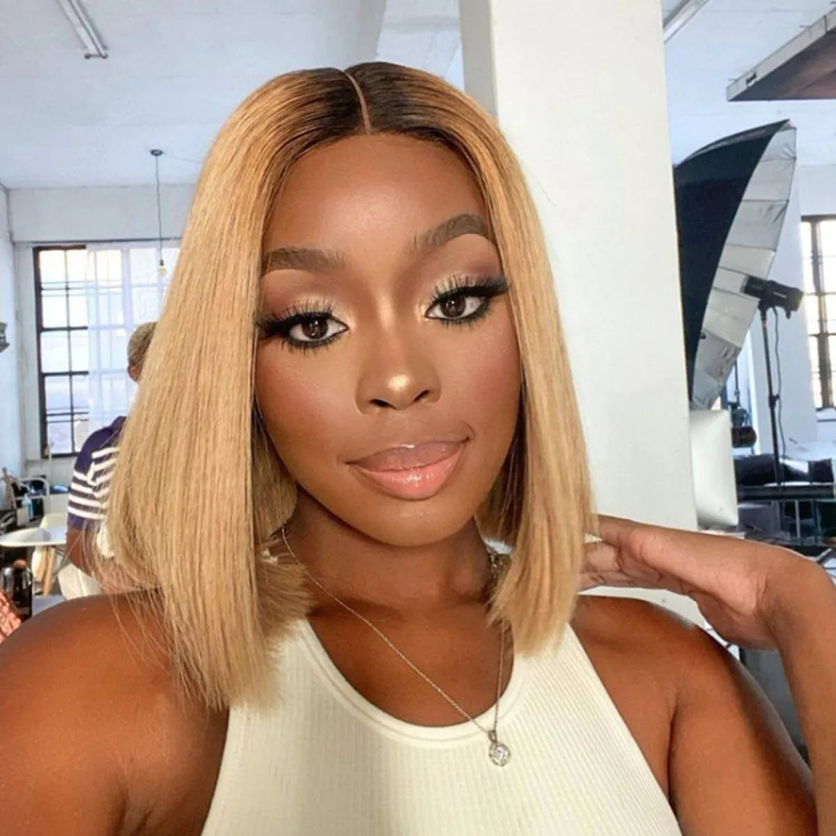 Glueless Ombre Honey Blonde Straight Bob Wig 6x5 Pre-Cut HD Lace Closure Short Wig