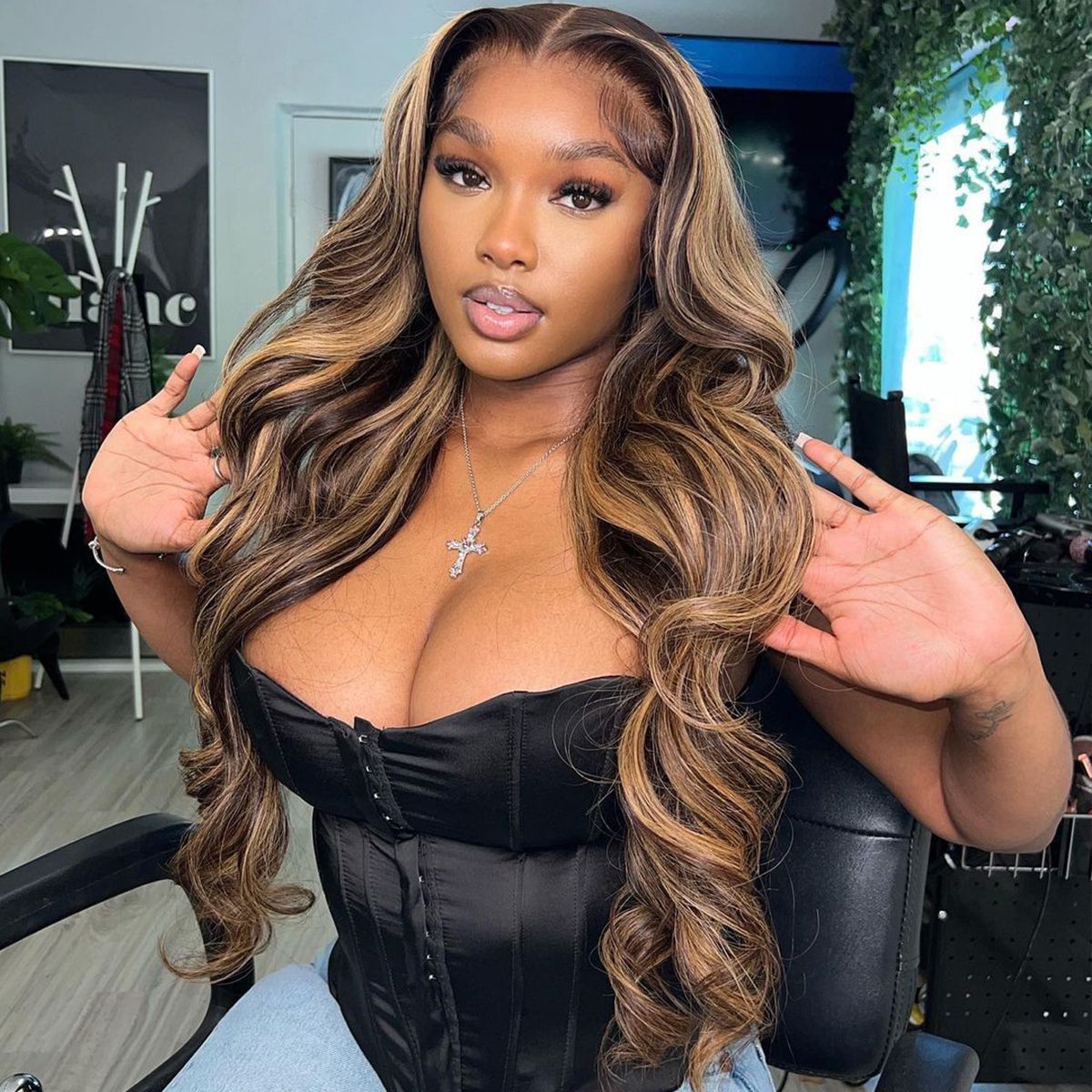 Balayage Highlight Honey Blonde Body Wave Lace Front Wigs 180% Density Wig